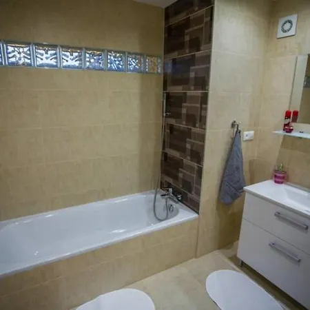 22Nd Uprising Square Apartment Bratislava Exterior photo