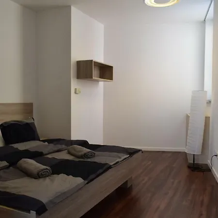 22Nd Uprising Square Apartment Bratislava Exterior photo