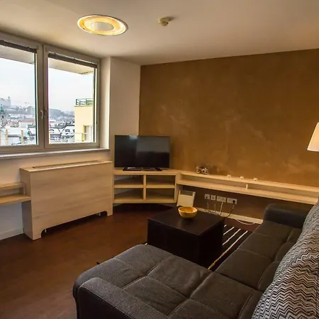 22Nd Uprising Square Apartment Bratislava Exterior photo
