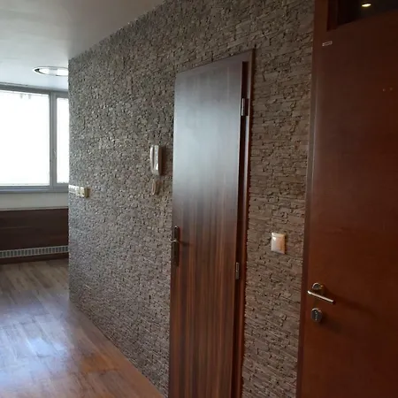 22Nd Uprising Square Apartment Bratislava Exterior photo